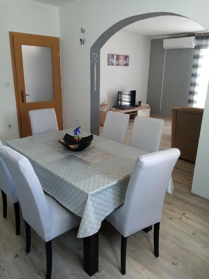 Apartment Darinka Šibenik Eksteriør billede