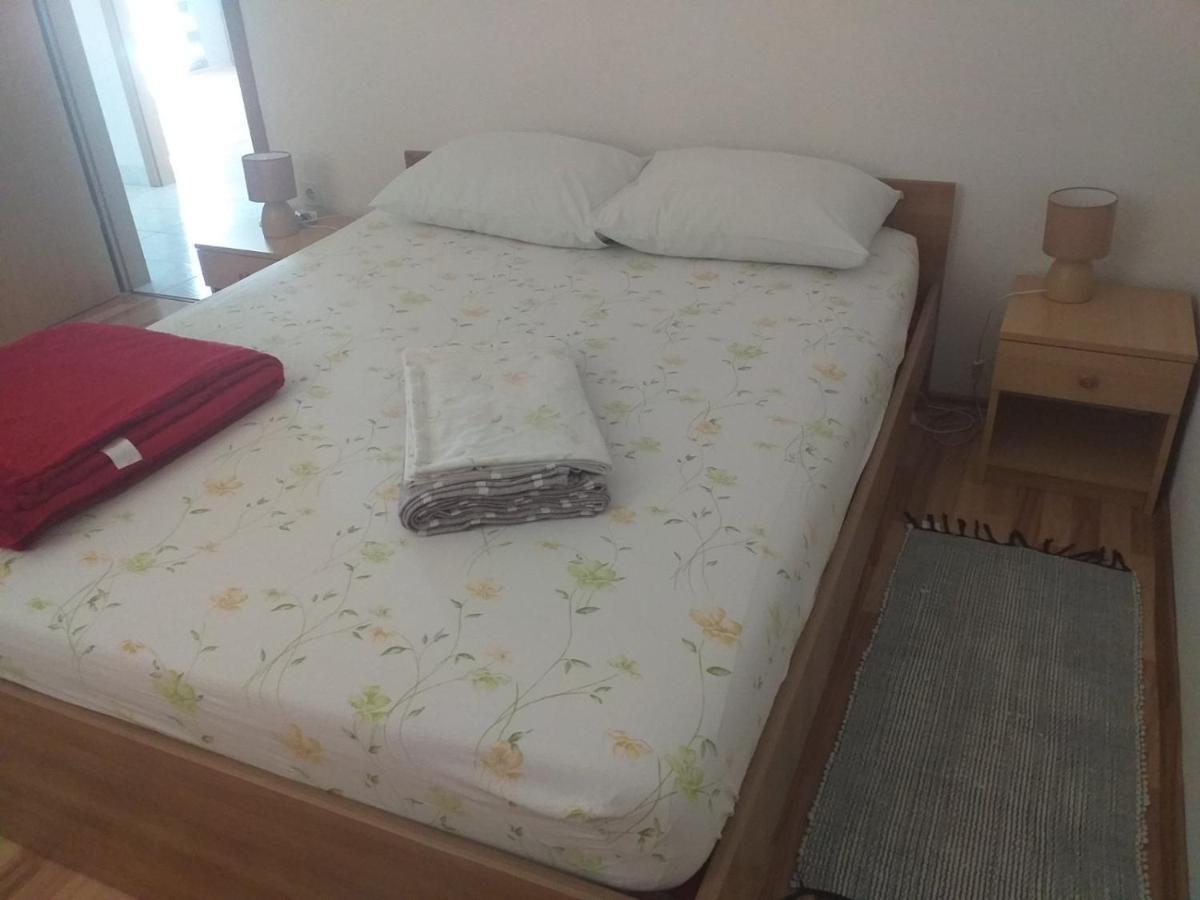 Apartment Darinka Šibenik Eksteriør billede